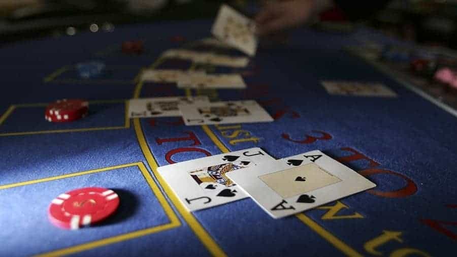 Chi tiet tat tan tat ve bai Xi to Poker