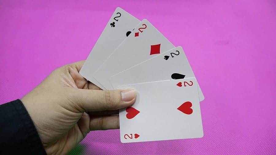 Nhung meo choi danh cho tro danh bai Ba cay