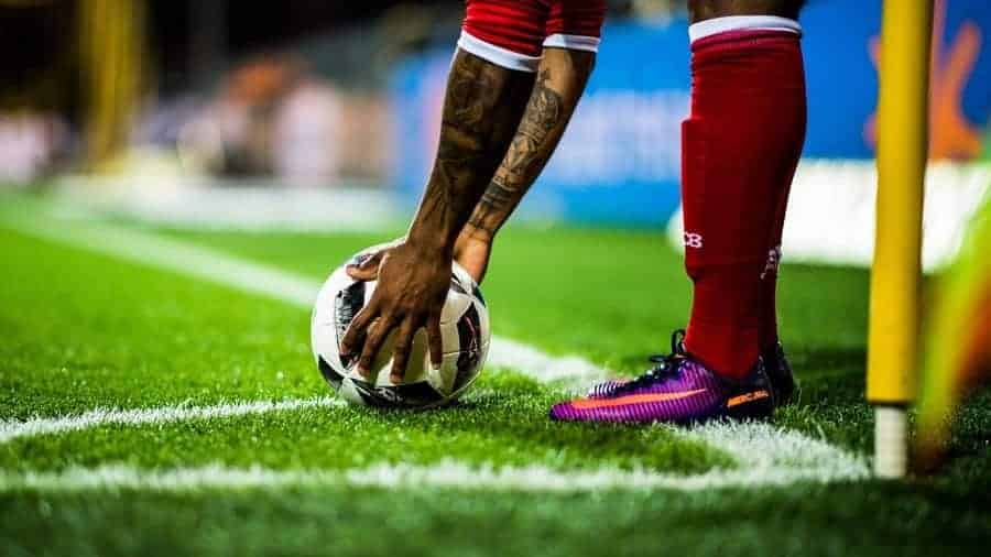 Dau tu choi ca do bong da mau Euro theo ban co loi hay co hai? 