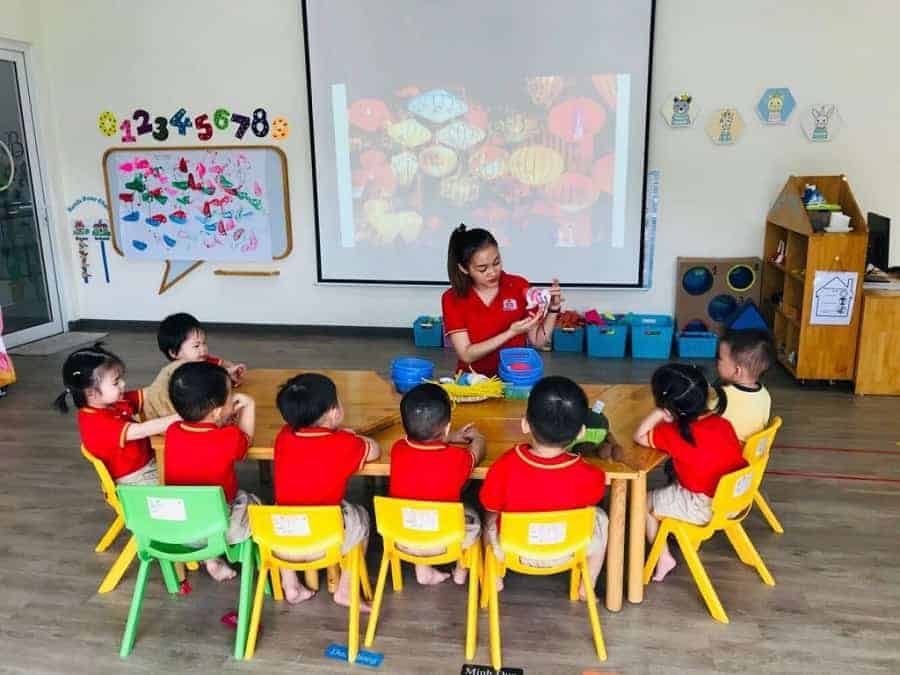 Chiem bao nam mo thay nha tre va nhung con so may man