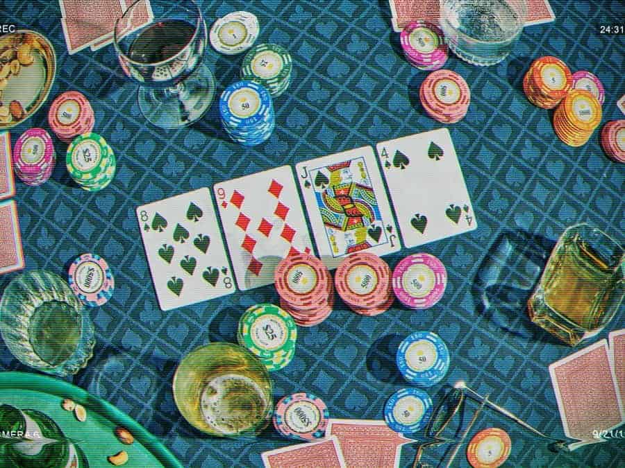 Dung noi ve that bai trong Poker online