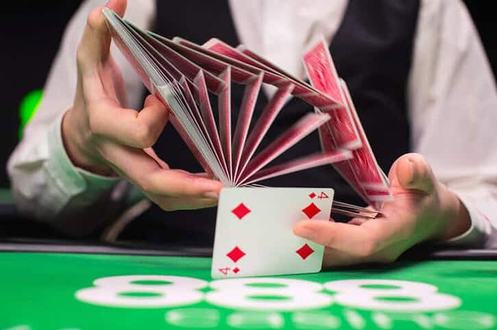 Đôi nét về game bài Poker - Trò chơi được thịnh hành nhất hiện nay