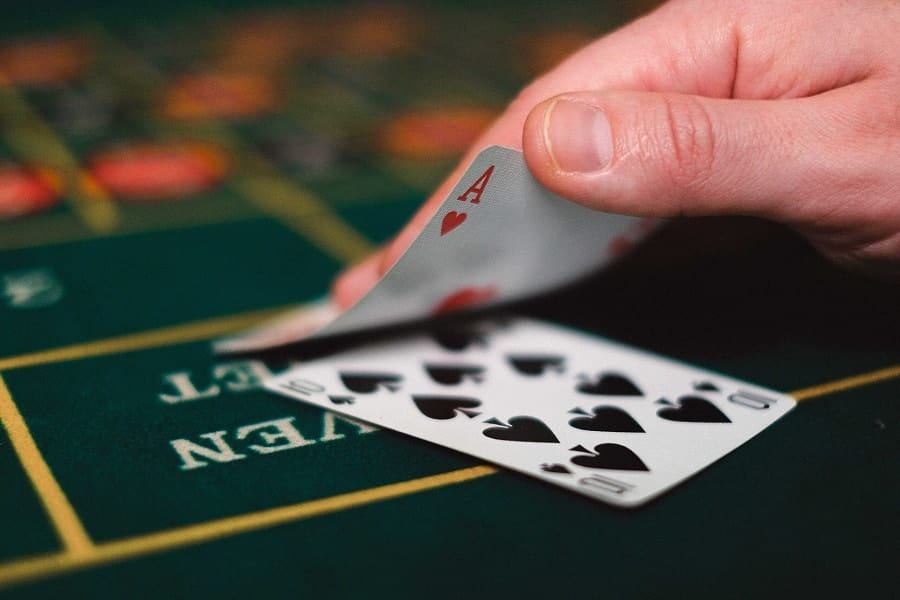 Áp dụng 3 cách chơi Poker thông minh sau để thắng được đối thủ ap dung 3 cach choi poker thong minh sau de thang duoc doi thu