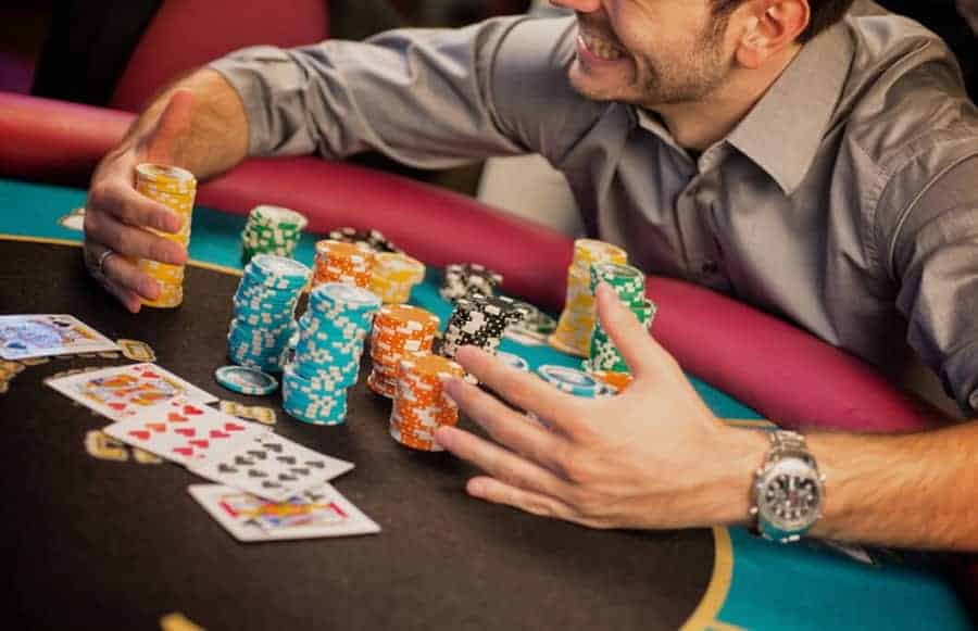 Chia sẻ 3 kinh nghiệm chơi Poker giúp cho bạn luôn có nhiều cơ hội thắng đối thủ chia se 3 kinh nghiem choi poker giup cho ban luon co nhieu co hoi thang doi thu