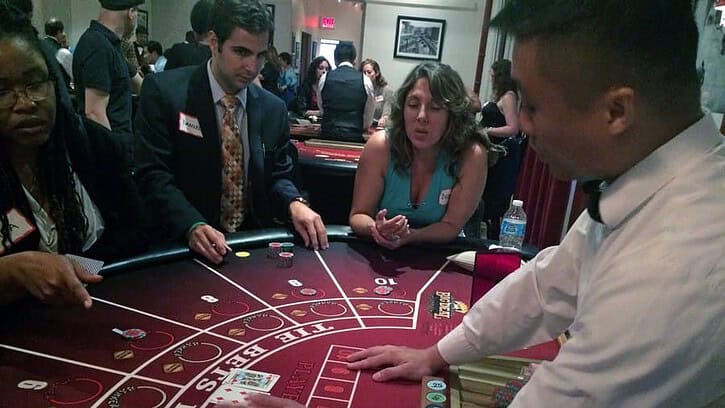 Một số tips hay giúp bạn chinh phục trò chơi Blackjack mà không tốn sức