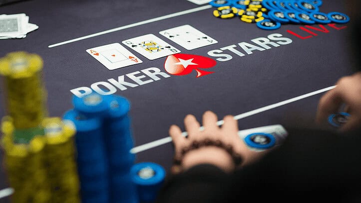 Bluff trong Poker online và điều bạn cần lưu ý tới