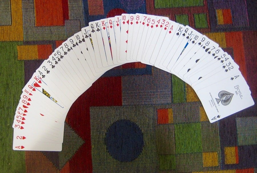 chi ra nhung kha nang quan trong nhat de thang voi nguoi choi bai phom