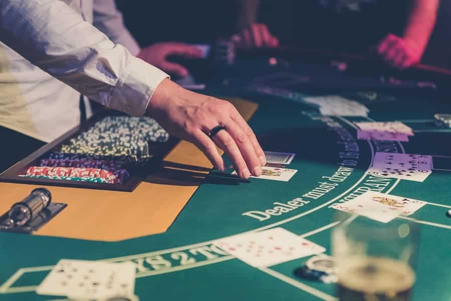 tim hieu ve nhung khai niem co ban ve game bai xi dach