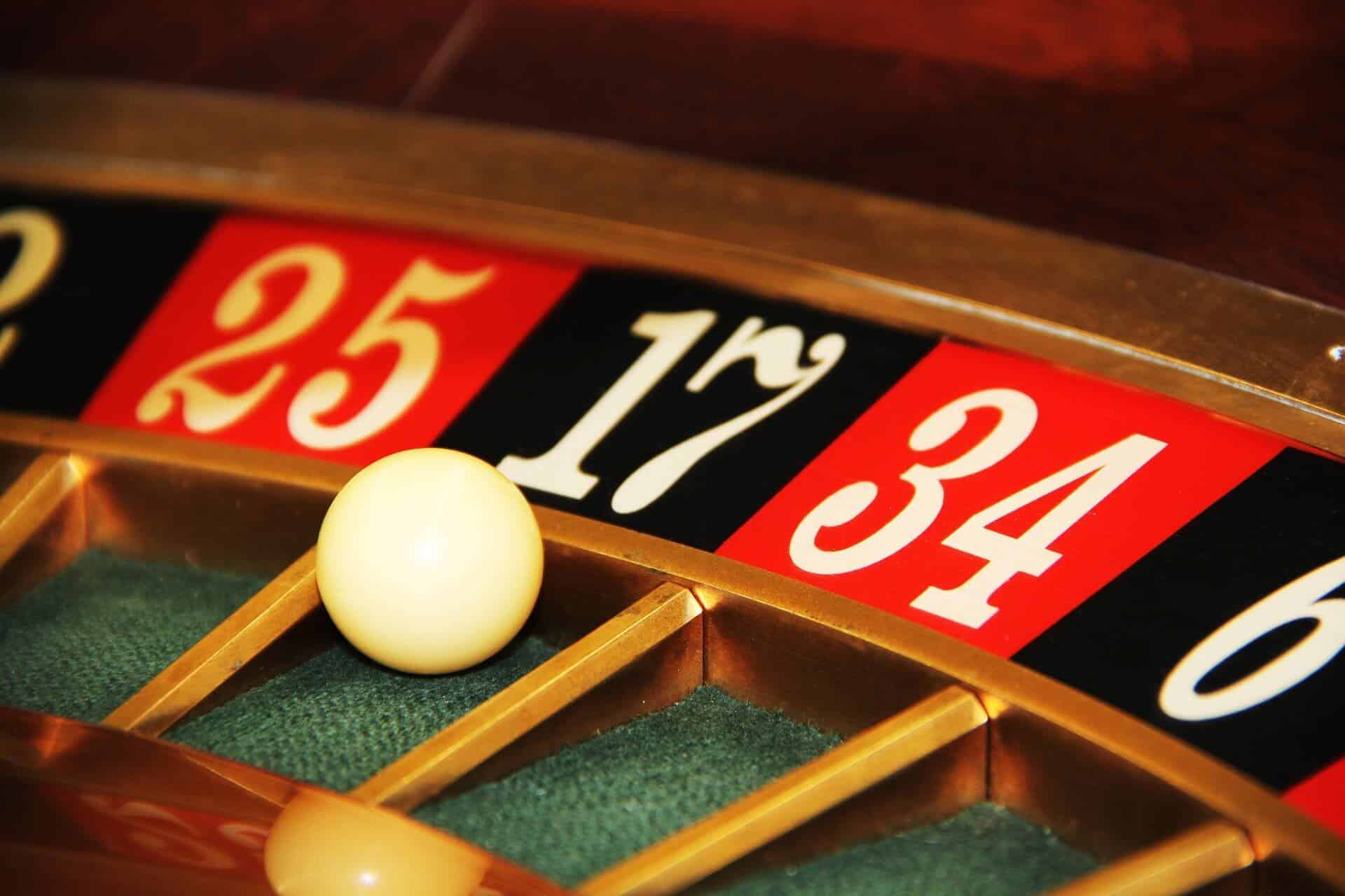 Hướng dẫn chơi cược nhiều cửa trong game Roulette Huong dan choi cuoc nhieu cua trong game Roulette