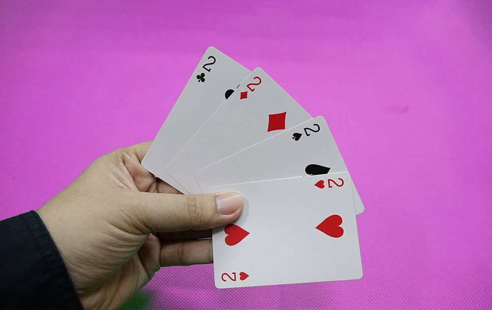 Luật chơi sâm lốc đầy đủ và các sai lầm người mới thường mắc 2 Luat choi sam loc day du va cac sai lam nguoi moi thuong mac 2